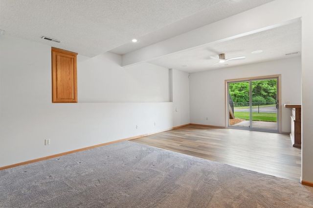 600 Topaz Lane, Hudson, WI 54016