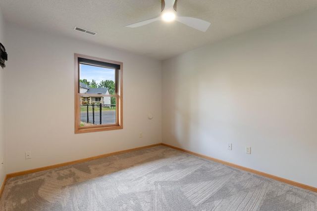 600 Topaz Lane, Hudson, WI 54016