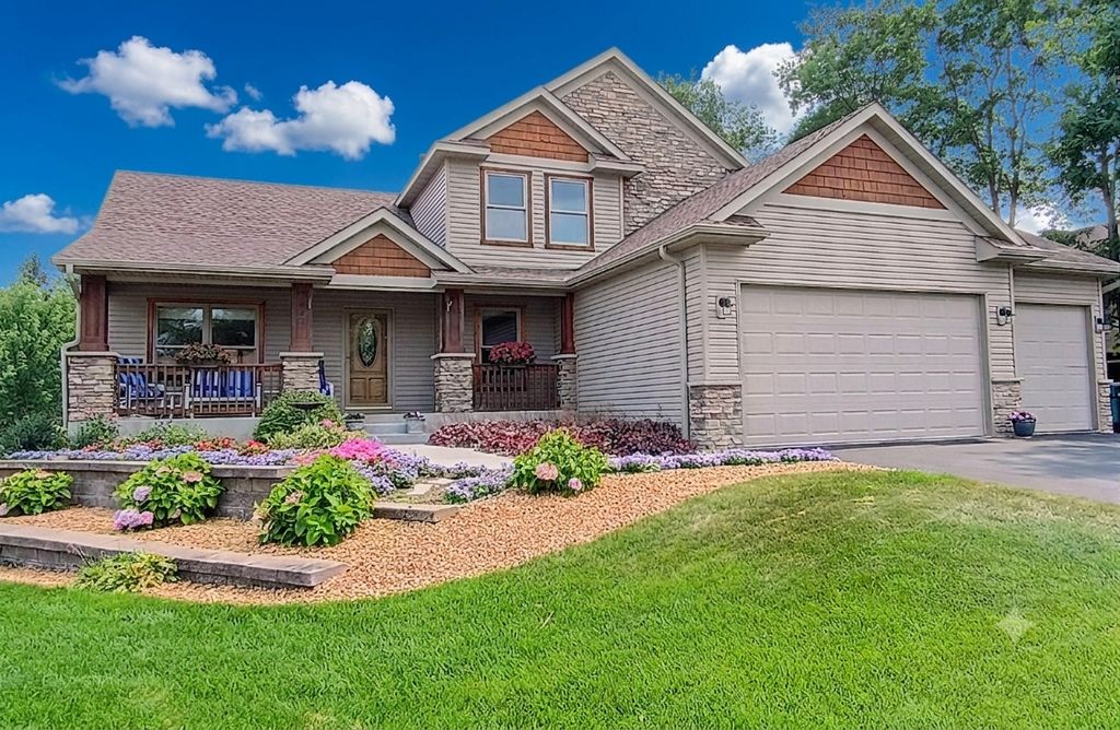 600 Topaz Lane, Hudson, WI 54016