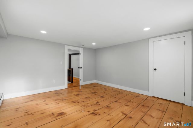 712 Main Street, Glastonbury, CT 06073