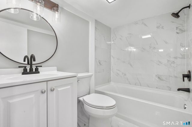 712 Main Street, Glastonbury, CT 06073