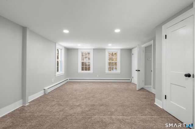 712 Main Street, Glastonbury, CT 06073