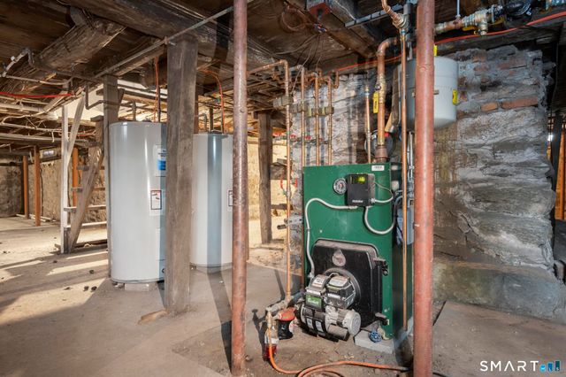 712 Main Street, Glastonbury, CT 06073