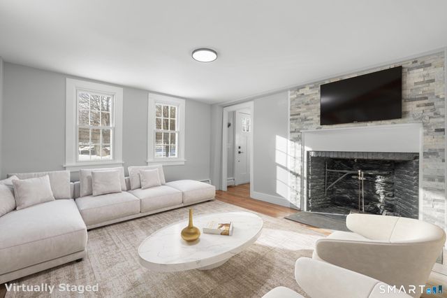 712 Main Street, Glastonbury, CT 06073