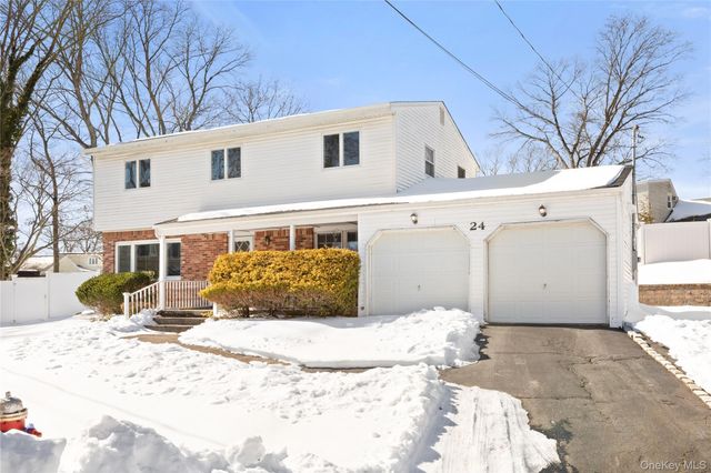 24 King Avenue, Melville, NY 11747