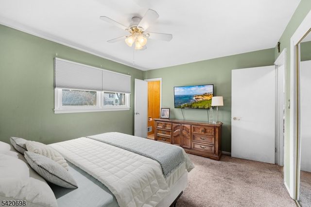 556 Valley Rd, Clark Twp., NJ 07066