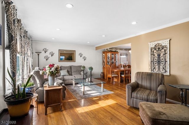 556 Valley Rd, Clark Twp., NJ 07066