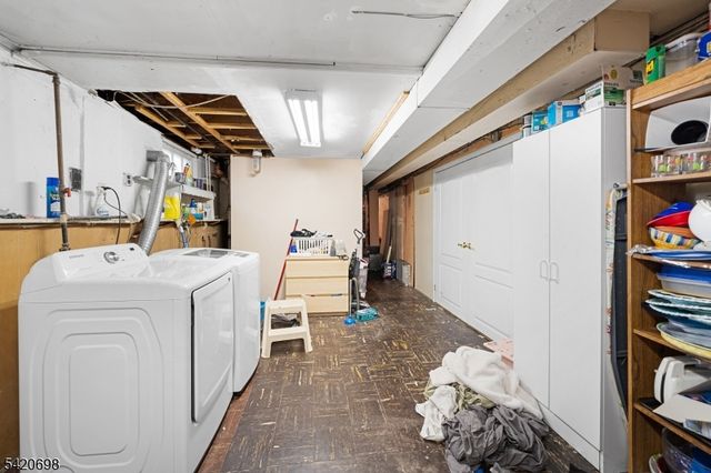 556 Valley Rd, Clark Twp., NJ 07066