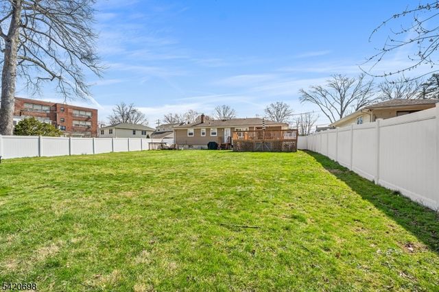 556 Valley Rd, Clark Twp., NJ 07066