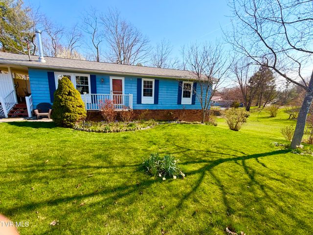 121 Southwest Beverly Avenue, Wise, VA 24293