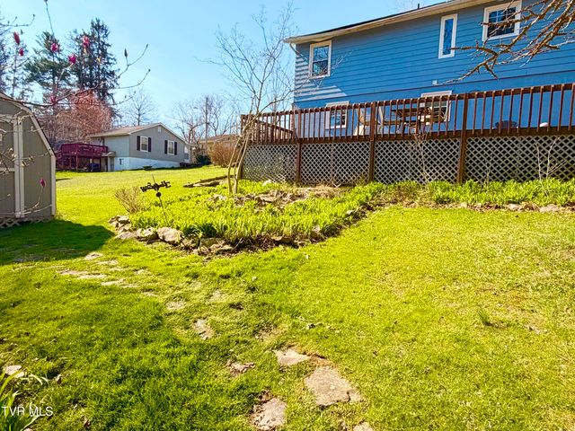 121 Southwest Beverly Avenue, Wise, VA 24293