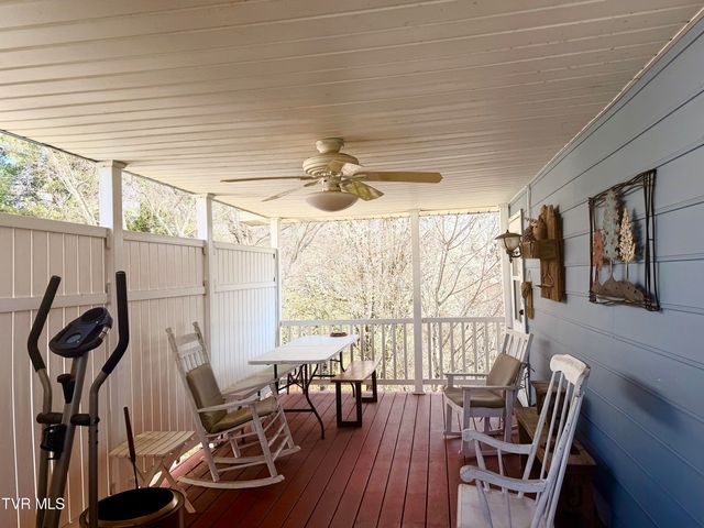 121 Southwest Beverly Avenue, Wise, VA 24293