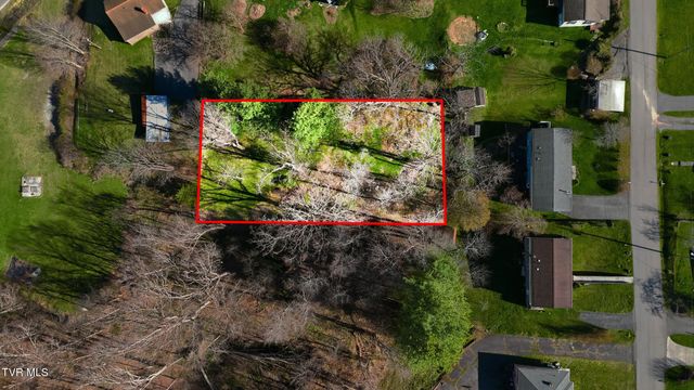 121 Southwest Beverly Avenue, Wise, VA 24293