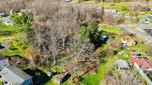 121 Southwest Beverly Avenue, Wise, VA 24293