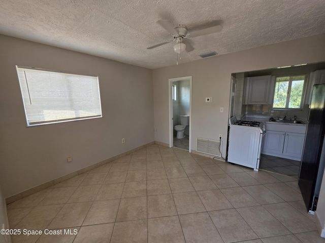 105 Palmetto Avenue, 12a, Merritt Island, FL 32953