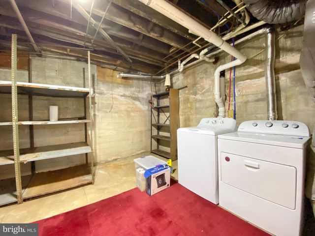 8 COMMONWEALTH AVE, Claymont, DE 19703