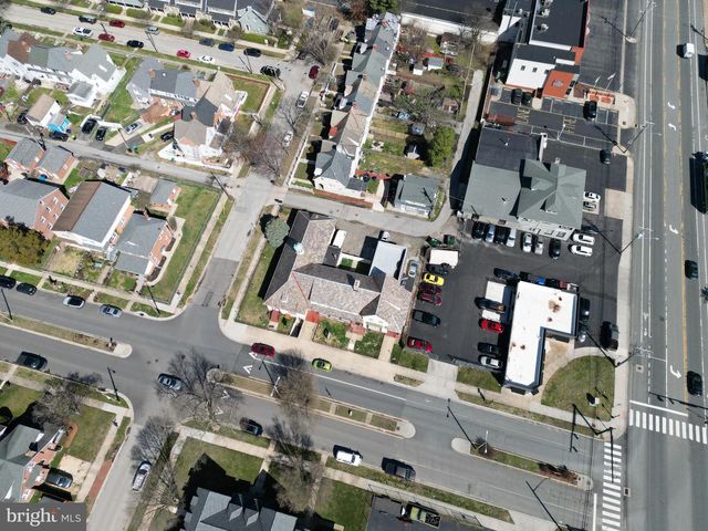 8 COMMONWEALTH AVE, Claymont, DE 19703