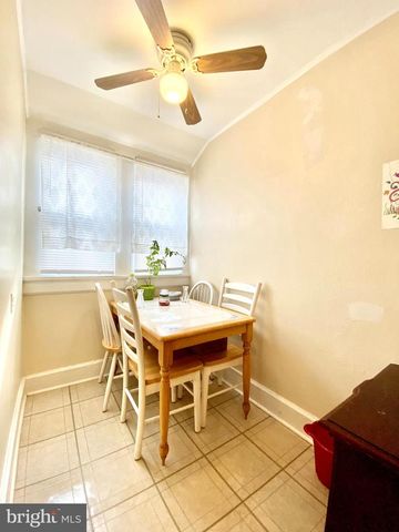 8 COMMONWEALTH AVE, Claymont, DE 19703