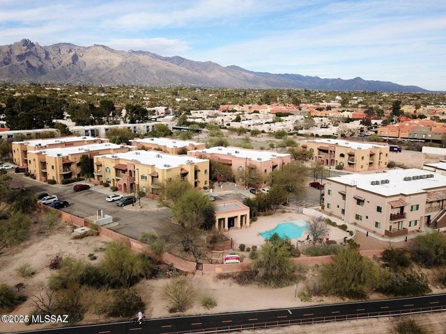 2018 E River Rd Unit 102, Tucson, AZ 85718