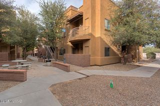 2018 E River Rd Unit 102, Tucson, AZ 85718