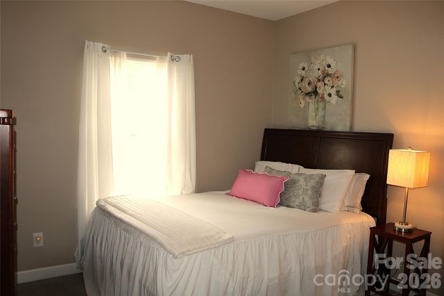 862 Loch Lomond Circle, Concord, NC 28025