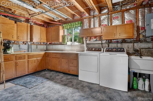 38561 Belliveau Street, Westland, MI 48185