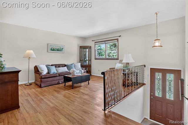 38561 Belliveau Street, Westland, MI 48185