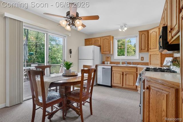 38561 Belliveau Street, Westland, MI 48185