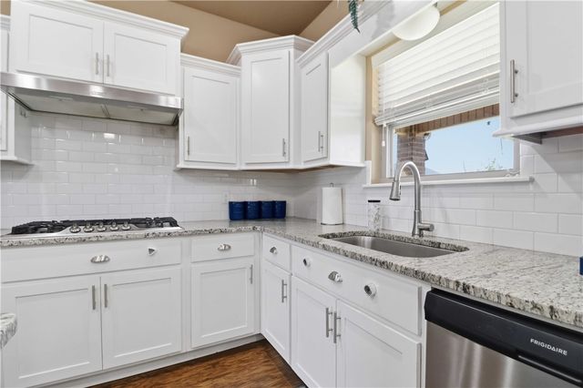 745 Harrison Street, Pea Ridge, AR 72751