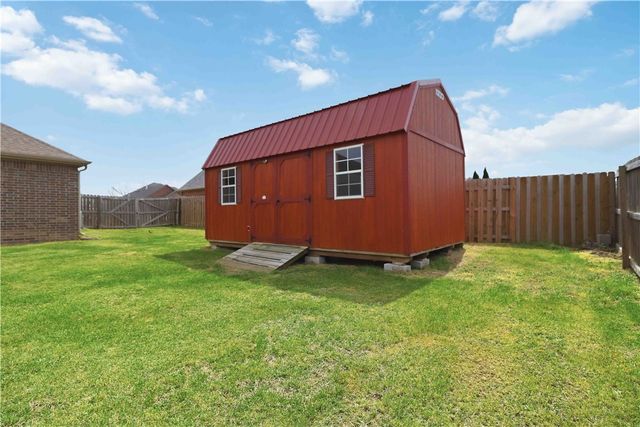 745 Harrison Street, Pea Ridge, AR 72751