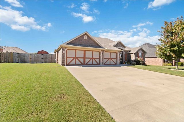 745 Harrison Street, Pea Ridge, AR 72751