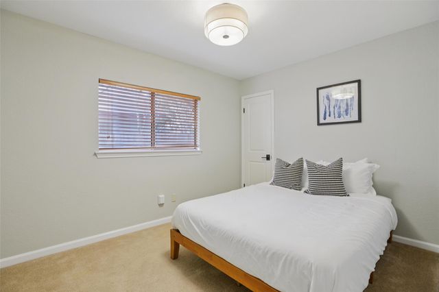 8406 Copano DR, Austin, TX 78749