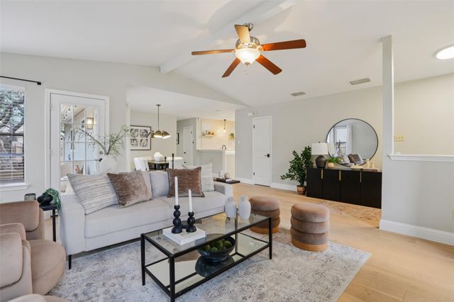 8406 Copano DR, Austin, TX 78749