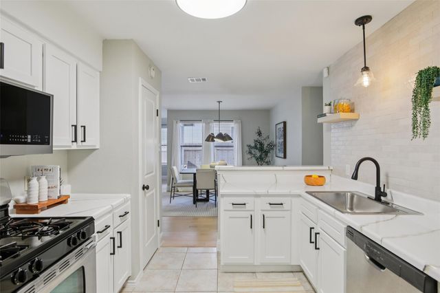 8406 Copano DR, Austin, TX 78749