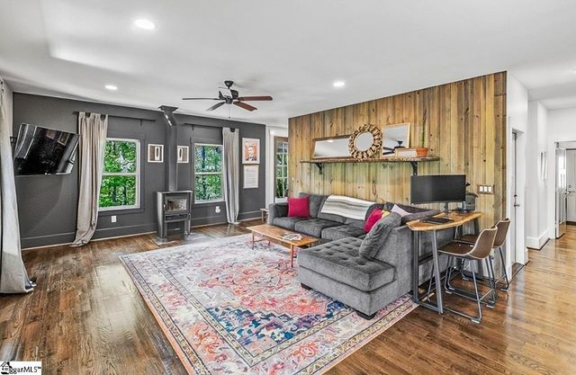 20 Sunset View Lane, Marietta, SC 29661