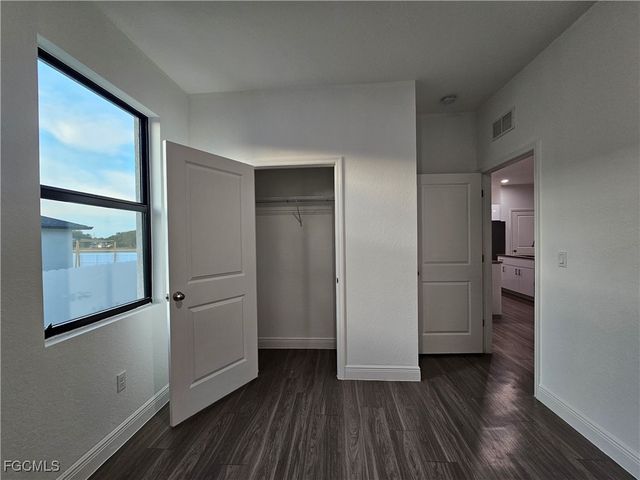 8059 Sherwood CIR, Labelle, FL 33935