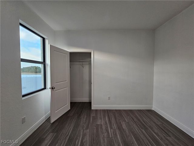 8059 Sherwood CIR, Labelle, FL 33935