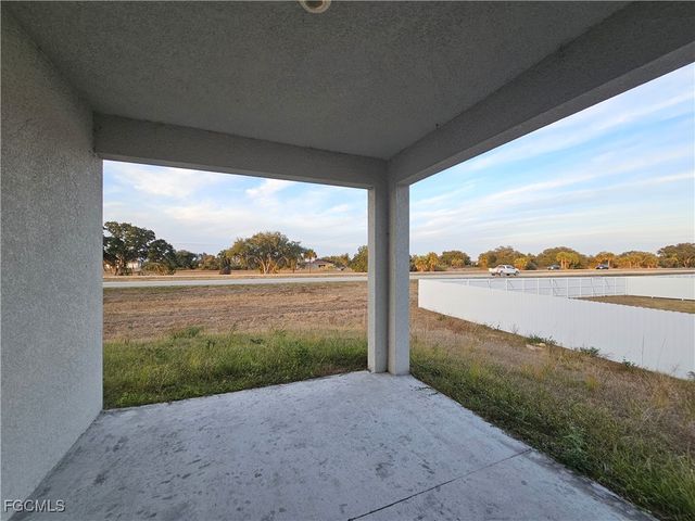 8059 Sherwood CIR, Labelle, FL 33935