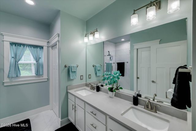 125 Esmont Drive, Mc Cormick, SC 29835