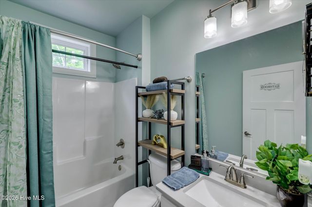 125 Esmont Drive, Mc Cormick, SC 29835
