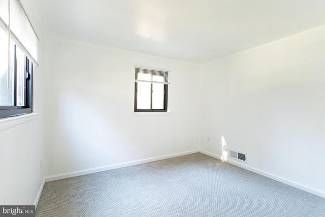 4203 LYONS ST, Temple Hills, MD 20748