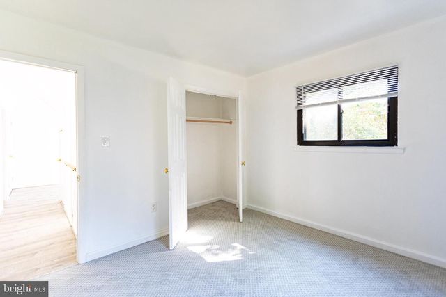 4203 LYONS ST, Temple Hills, MD 20748