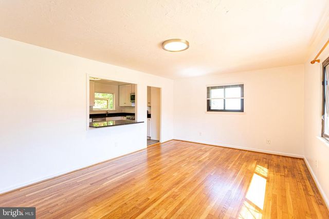 4203 LYONS ST, Temple Hills, MD 20748