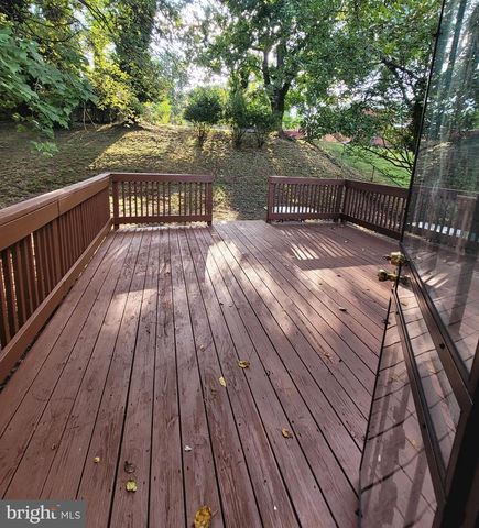 4203 LYONS ST, Temple Hills, MD 20748