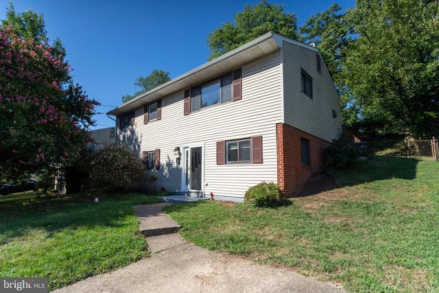 4203 LYONS ST, Temple Hills, MD 20748