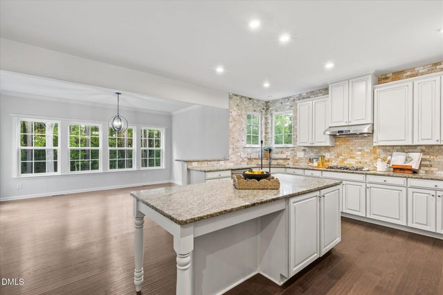 2812 Clifton Oaks Drive, New Hill, NC 27562