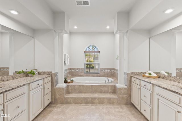2812 Clifton Oaks Drive, New Hill, NC 27562