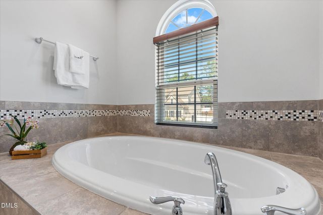2812 Clifton Oaks Drive, New Hill, NC 27562