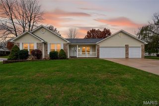 30 Spanish Trail, St Peters, MO 63376