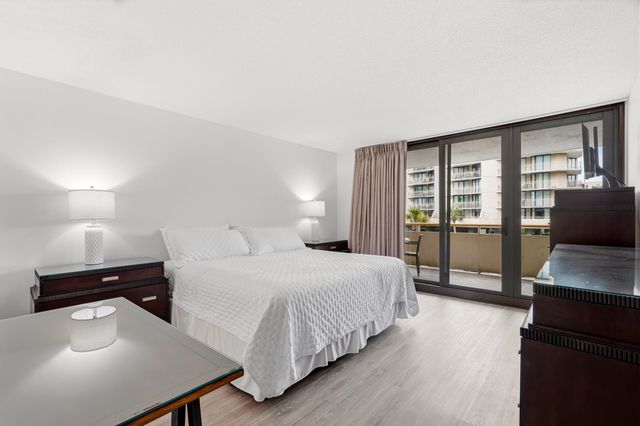 100 Ocean Creek Dr Apt L1, Myrtle Beach, SC 29572